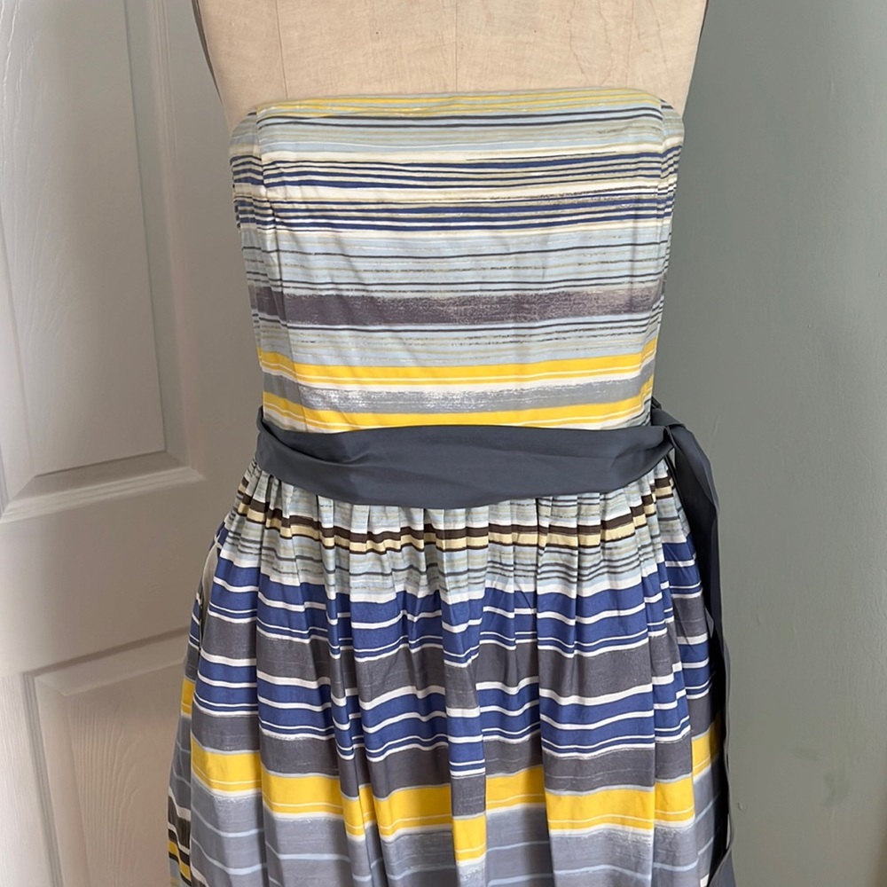 Maeve Anthropologie stripe strapless 100% Cotton dress. Pockets. Size 12